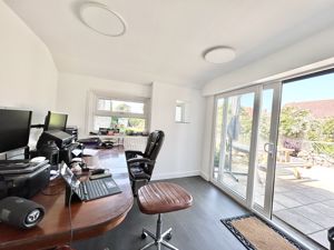 Photo 17- click for photo gallery